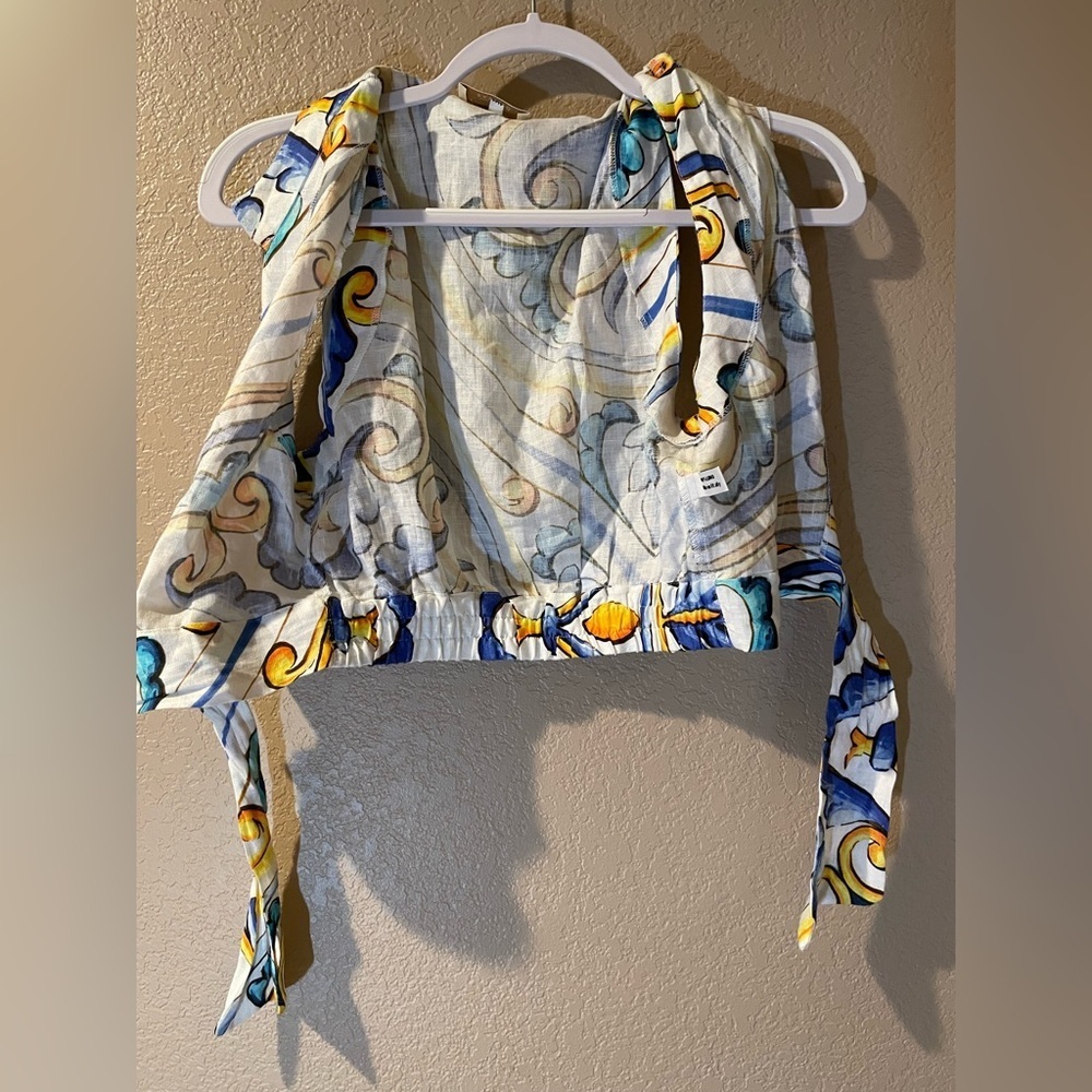 Vibrant Blue and Yellow Patterned Sleeveless Button Down Shirt - Picture 3 of 6